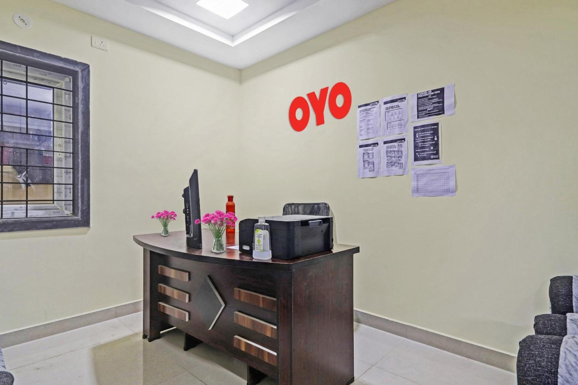 Hotel O Hanuma Residency Sururnagar Exterior foto