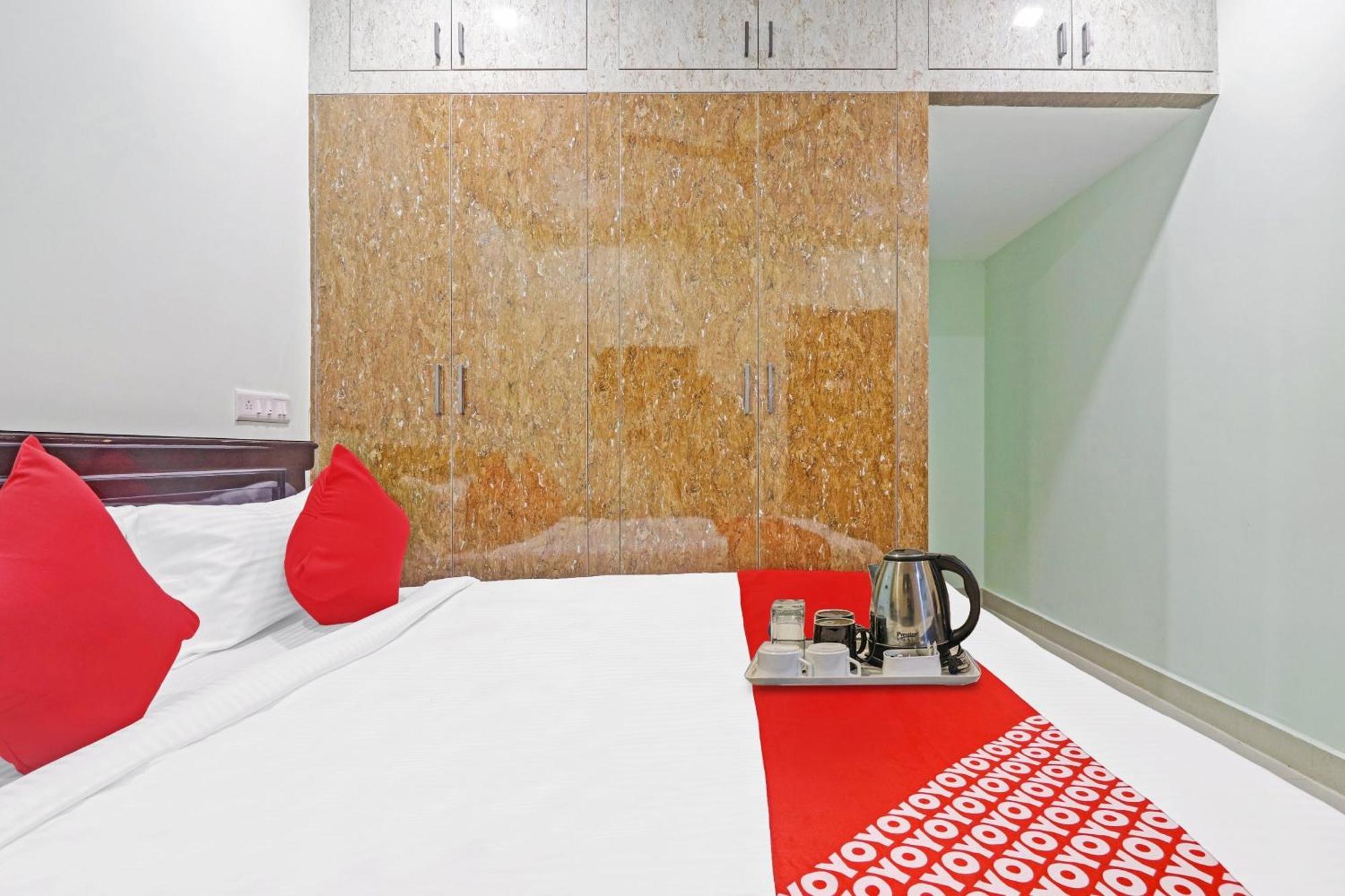 Hotel O Hanuma Residency Sururnagar Exterior foto